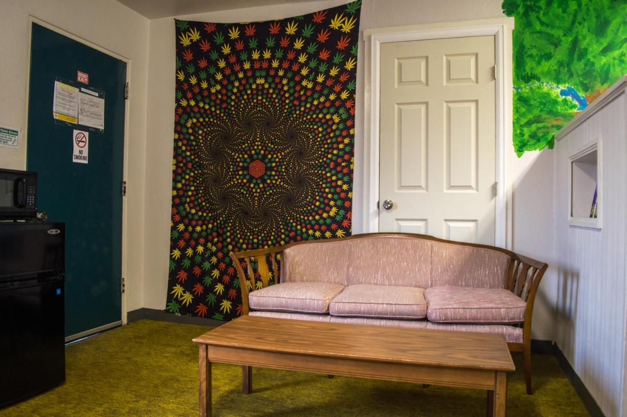 Rad Hostel Colorado Springs Esterno foto
