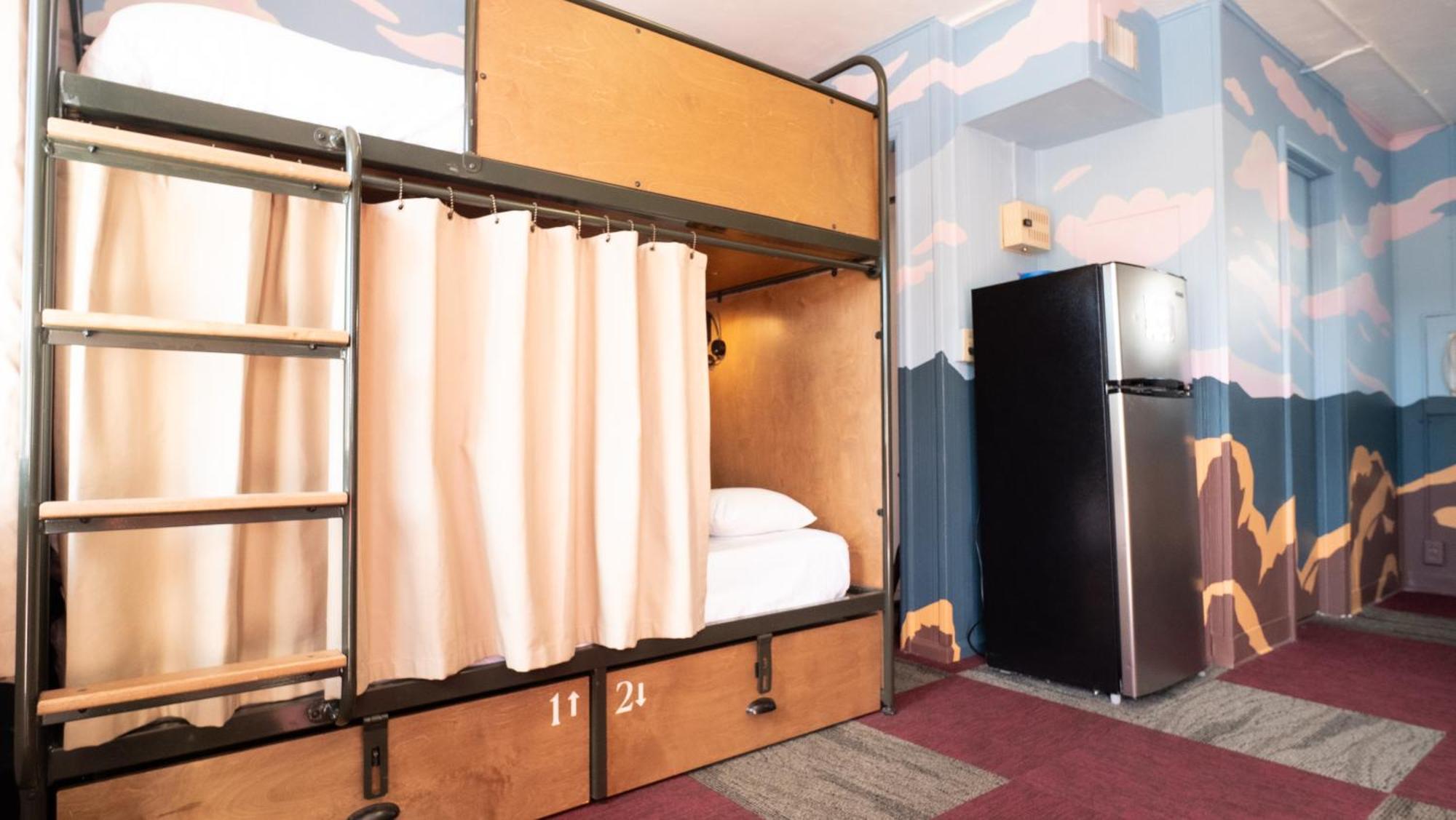 Rad Hostel Colorado Springs Esterno foto